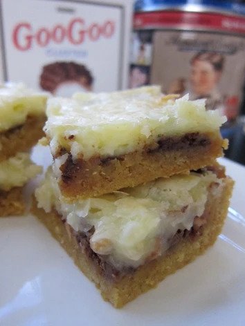 Ooey Gooey Goo Goo Bars